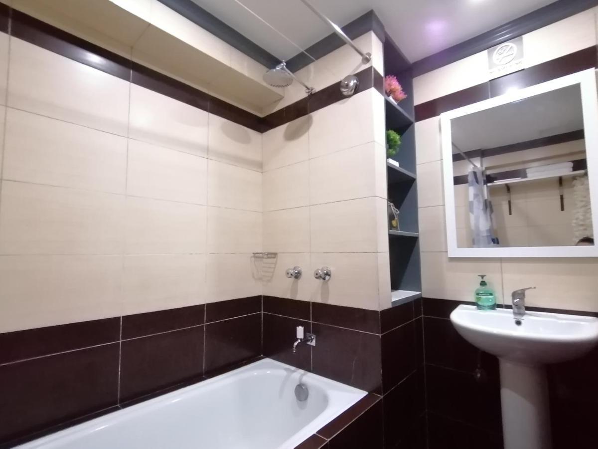 Condo Azur Suites E507 Near Airport, Netflix, Stylish, Cozy With Swimming Pool Μακτάν Εξωτερικό φωτογραφία